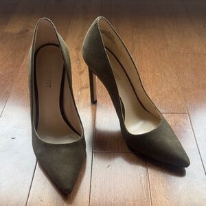 Nine West Tatiana Olive Suede Pointed-Toe Stiletto Heels 6.5US